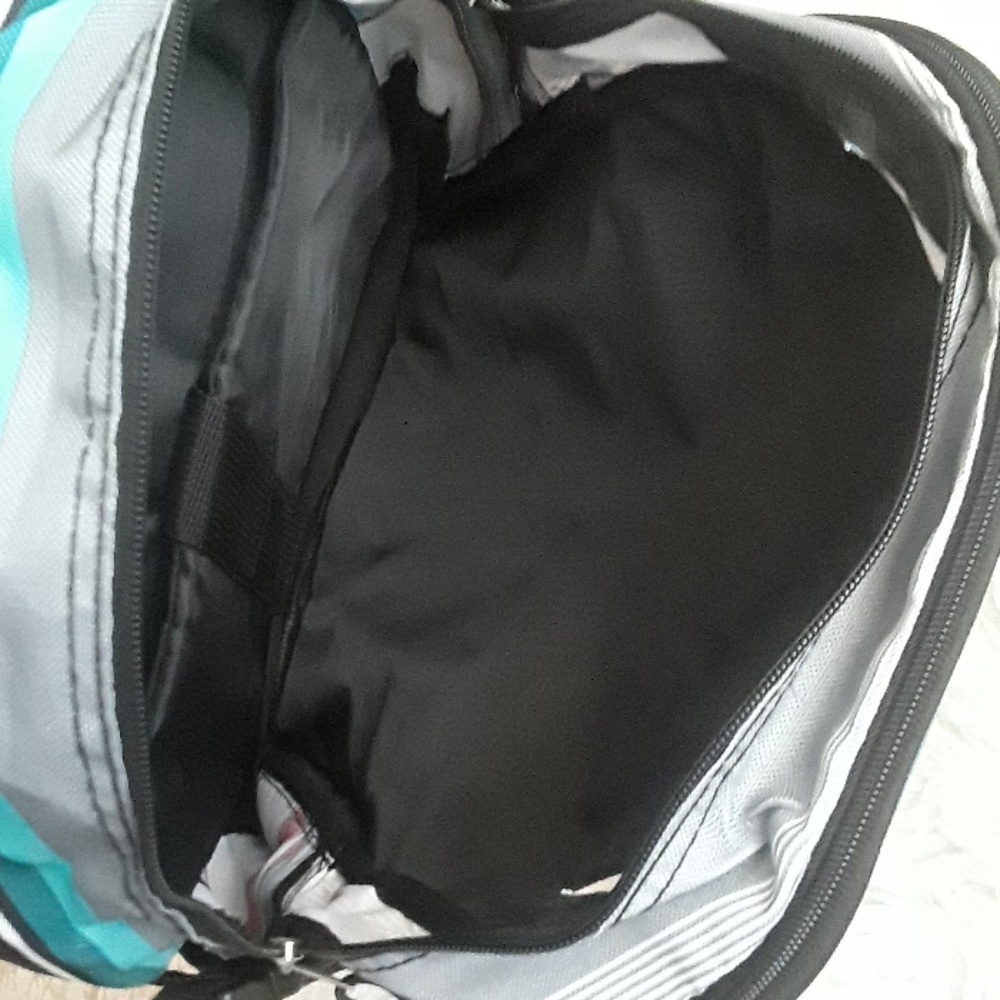 i Pack Backpack - Picture 8 of 8